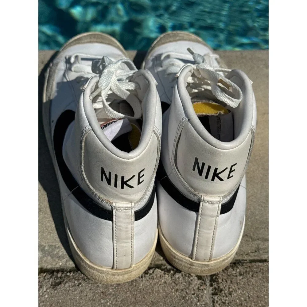 Nike Blazer Mid '77 Vintage White Black Men Sneakers Size 10